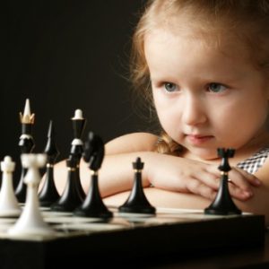 بازی فکری مناسب هر سن کودکان چیست؟