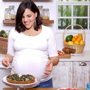 آشنایی با خوراکی های غیر مجاز در بارداری