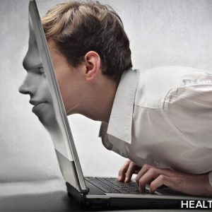 اعتیاد به اینترنت چیست؟ علائم و روش های درمان